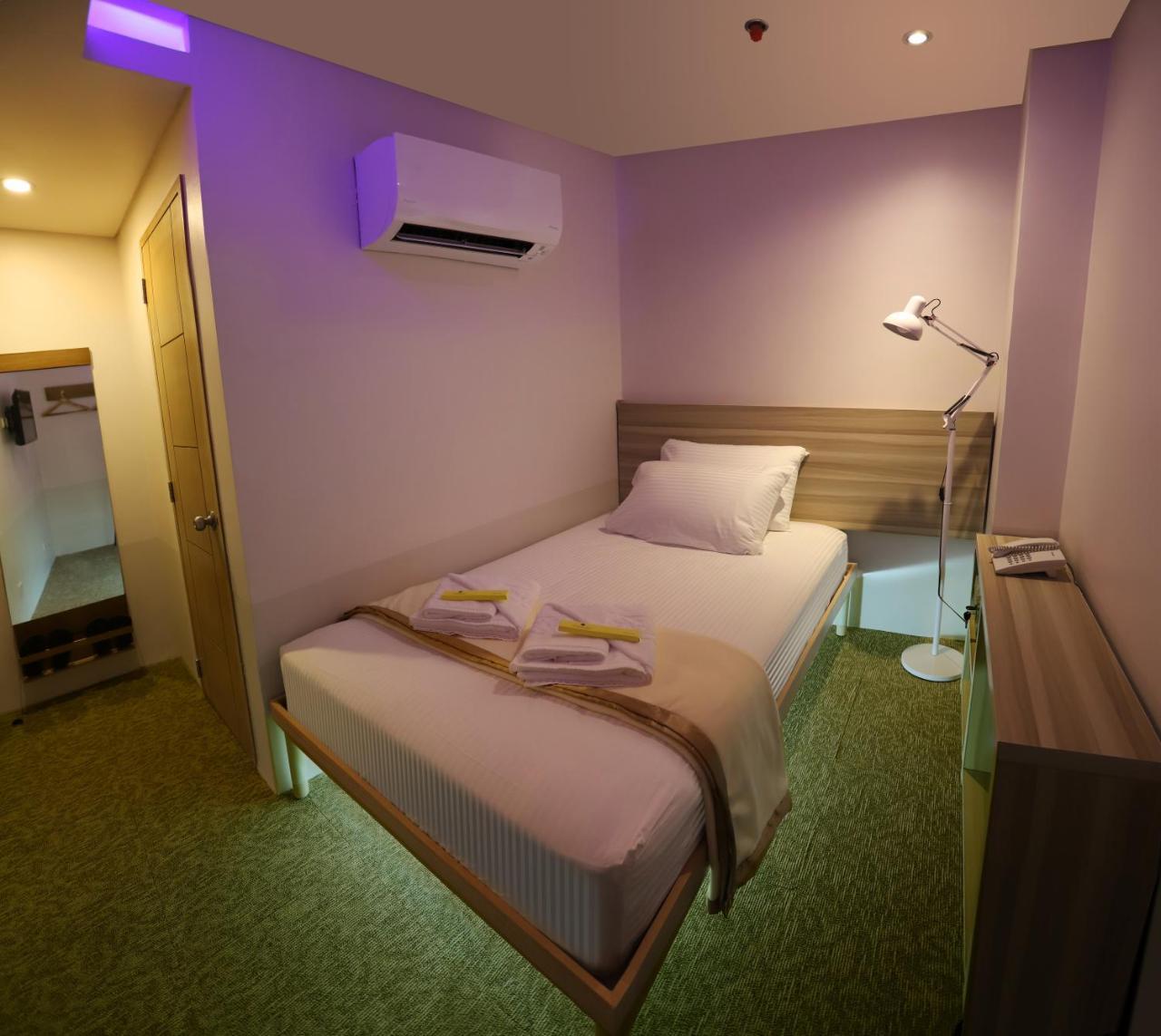 1010 Hotel Muntinlupa City Eksteriør bilde